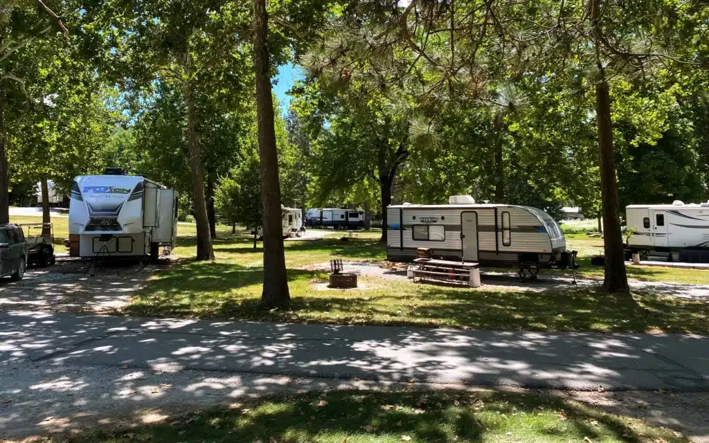 rv park paris tx